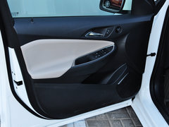 2015款 1.5L 自动 豪华版