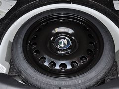 2015款 1.5L 手动 精英版
