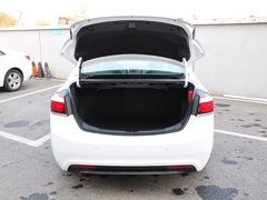 2015款 1.5L 手动 精英版
