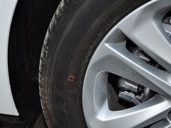 2015款 1.5L 手动 精英版