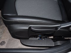 2015款 1.5L 手动 精英版