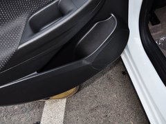 2015款 1.5L 手动 精英版