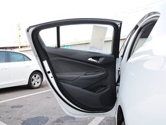 2015款 1.5L 手动 精英版