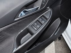 2015款 1.5L 手动 精英版