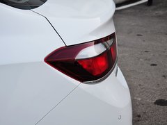 2015款 1.5L 手动 精英版