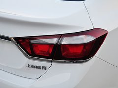 2015款 1.5L 手动 精英版