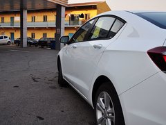 2015款 1.5L 手动 精英版