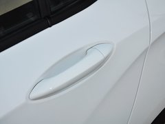2015款 1.5L 手动 精英版