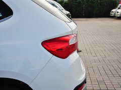 2014款 1.5T 自动 四驱尊贵型 5座