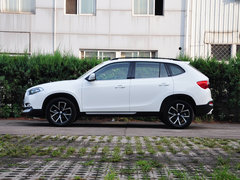 2014款 1.5T 自动 四驱尊贵型 5座