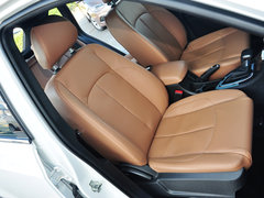 2014款 1.5T 自动 四驱尊贵型 5座