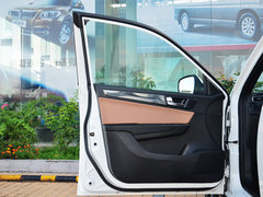 2014款 1.5T 自动 四驱尊贵型 5座