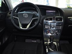 2014款 1.5T 自动 四驱尊贵型 5座