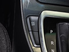 2014款 1.5T 自动 四驱尊贵型 5座