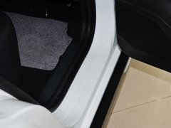 2014款 1.5T 自动 四驱尊贵型 5座