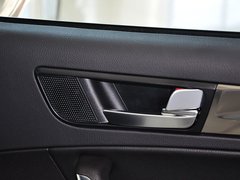 2014款 1.5T 自动 四驱尊贵型 5座