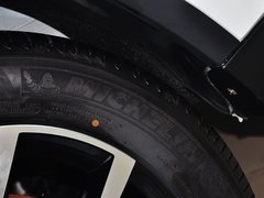 2014款 1.5T 自动 四驱尊贵型 5座