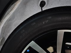 2014款 1.5T 自动 四驱尊贵型 5座
