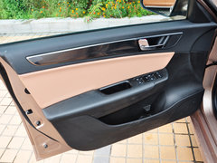 2014款 1.5T 自动 豪华型