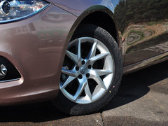 2014款 1.5T 自动 豪华型
