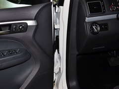 2015款 1.4TSI 自动 30周年纪念版 5座