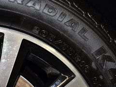 2015款 1.4TSI 自动 30周年纪念版 5座