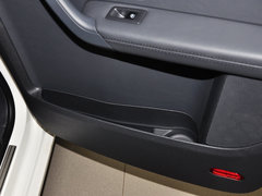 2015款 1.4TSI 自动 30周年纪念版 5座