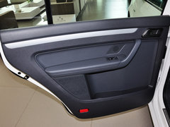 2015款 1.4TSI 自动 30周年纪念版 5座