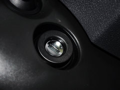 2015款 1.4TSI 自动 30周年纪念版 5座