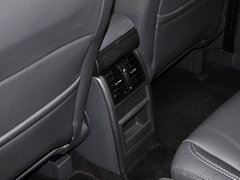 2015款 1.4TSI 自动 30周年纪念版 5座