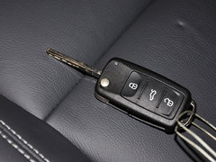 2015款 1.4TSI 自动 30周年纪念版 5座