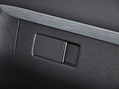 2015款 1.4TSI 自动 30周年纪念版 5座