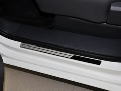 2015款 1.4TSI 自动 30周年纪念版 5座