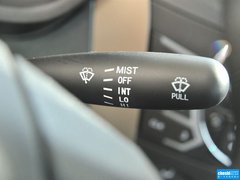 2014款 1.3L 手动运动尊贵型