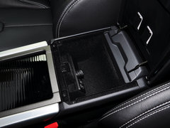 揽胜极光（进口） 2015款 2.0T 倾橙限量版 5座