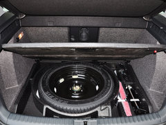 2015款 1.8TSI 自动 两驱30周年纪念版 5座
