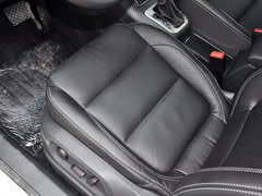 2015款 1.8TSI 自动 两驱30周年纪念版 5座