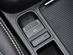 2015款 1.8TSI 自动 两驱30周年纪念版 5座