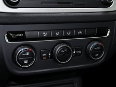 2015款 1.8TSI 自动 两驱30周年纪念版 5座
