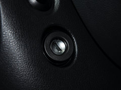 2015款 1.8TSI 自动 两驱30周年纪念版 5座