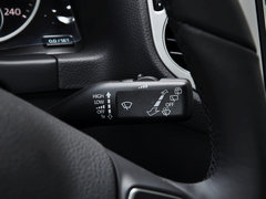 2015款 1.8TSI 自动 两驱30周年纪念版 5座