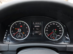 2015款 1.8TSI 自动 两驱30周年纪念版 5座