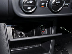 2015款 1.8TSI 自动 两驱30周年纪念版 5座