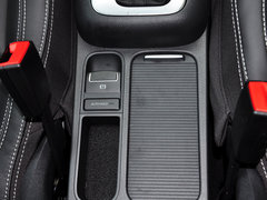 2015款 1.8TSI 自动 两驱30周年纪念版 5座