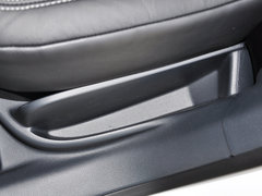 2015款 1.8TSI 自动 两驱30周年纪念版 5座