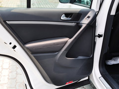 2015款 1.8TSI 自动 两驱30周年纪念版 5座