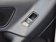 2015款 1.8TSI 自动 两驱30周年纪念版 5座
