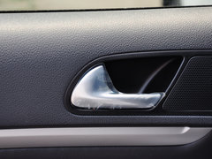 2015款 1.8TSI 自动 两驱30周年纪念版 5座