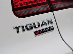 2015款 1.8TSI 自动 两驱30周年纪念版 5座