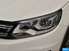 2015款 1.8TSI 自动 两驱30周年纪念版 5座